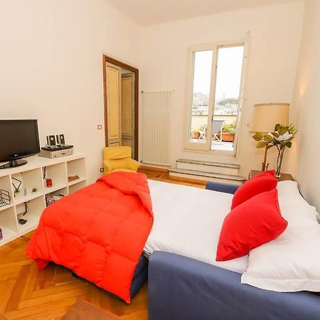Altido Apt For 3 With Rooftop Balcony And Lovely Cityview Genova Esterno foto