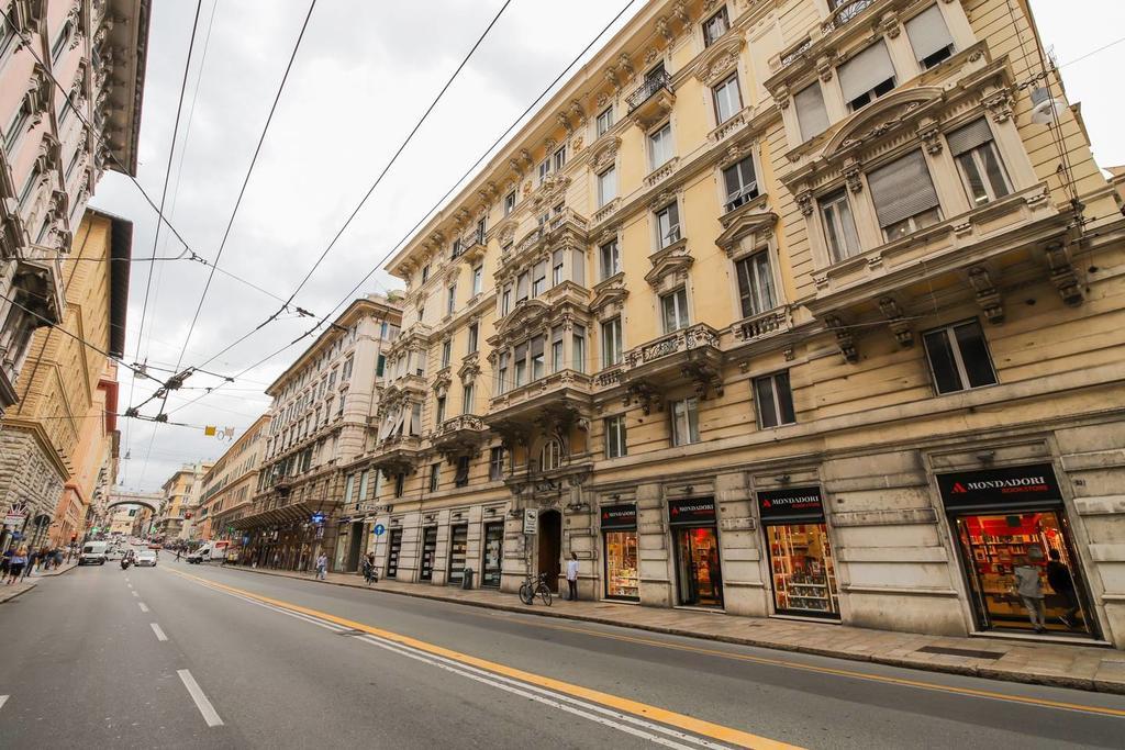 Altido Apt For 3 With Rooftop Balcony And Lovely Cityview Genova Esterno foto