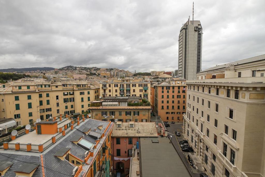 Altido Apt For 3 With Rooftop Balcony And Lovely Cityview Genova Esterno foto