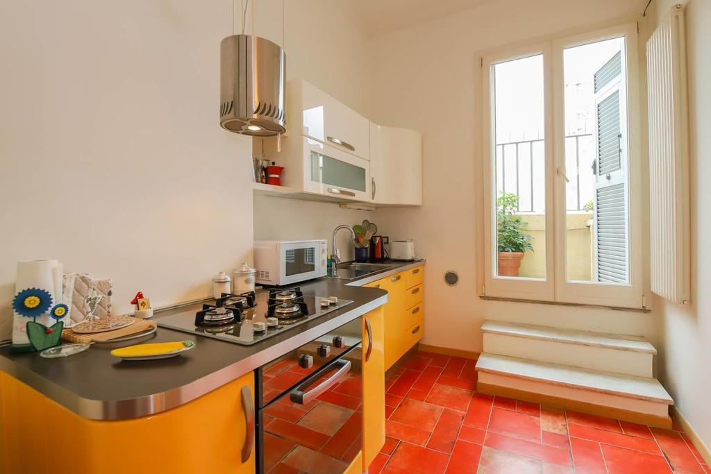 Altido Apt For 3 With Rooftop Balcony And Lovely Cityview Genova Esterno foto